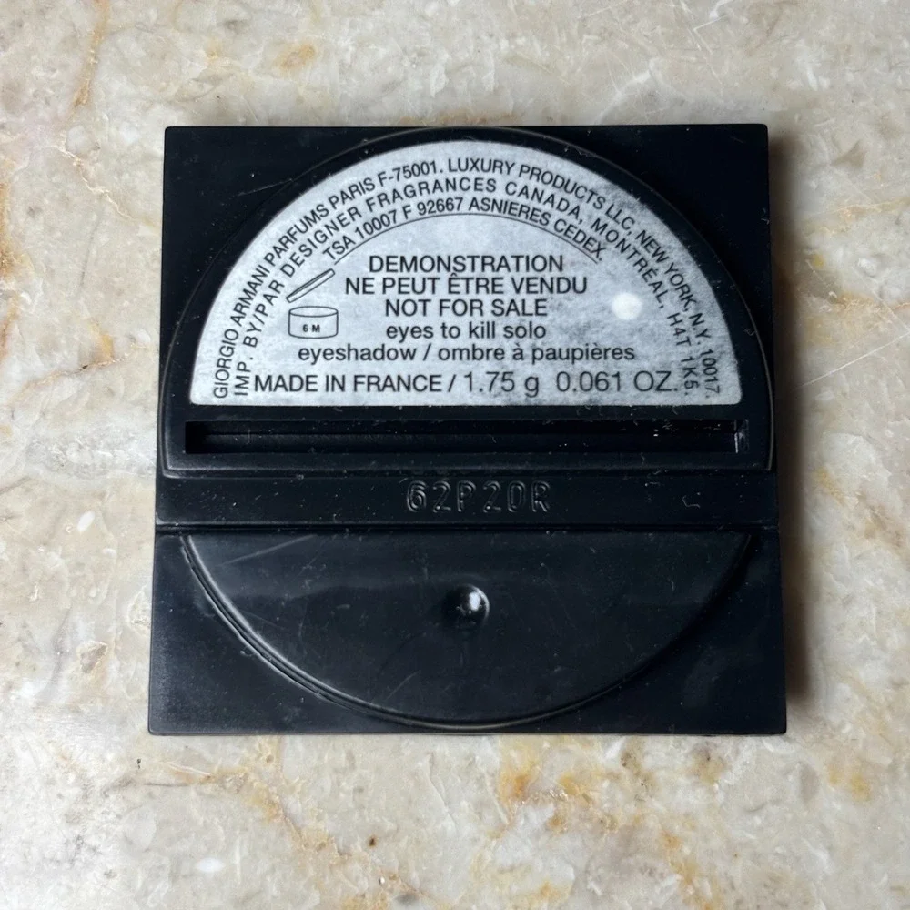 GIORGIO ARMANI Eyes to Kill SHADE 12 Solo Eye Shadow‎ NEW 1.5 G